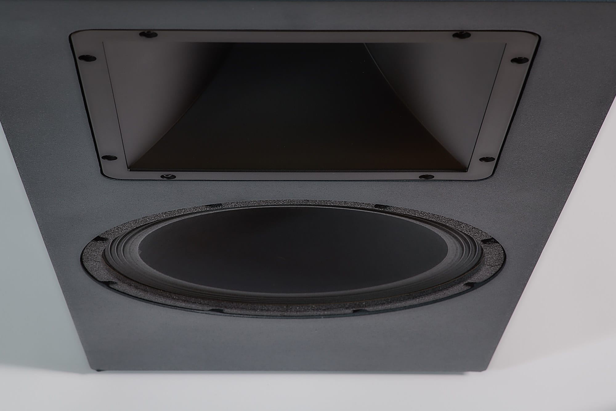 Raven Audio Raptor floorstanding audiophile loudspeaker